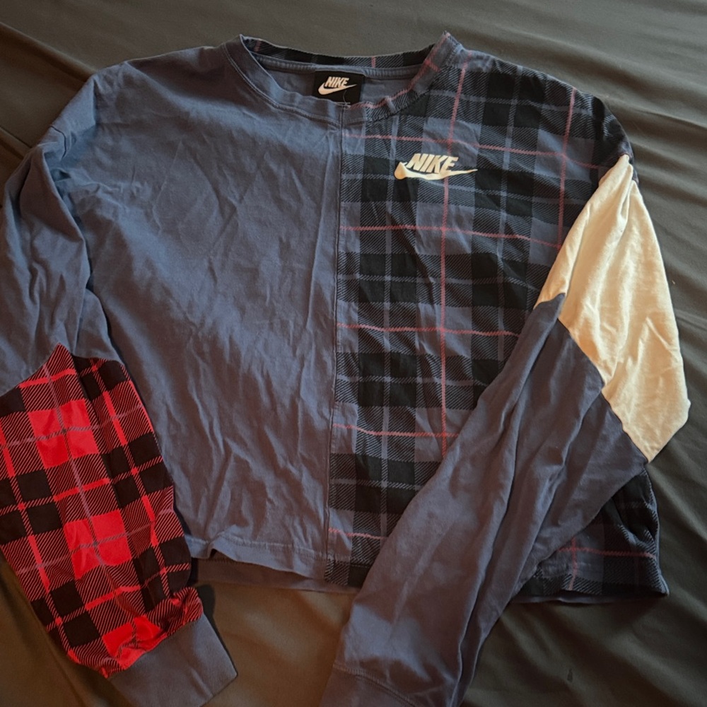 Nike Multicolor Patchwork Long Sleeve Shirt
